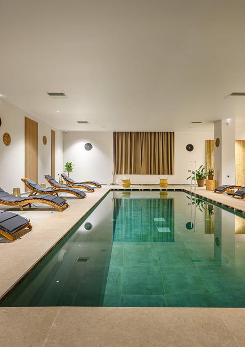 Paralos Venus Suites